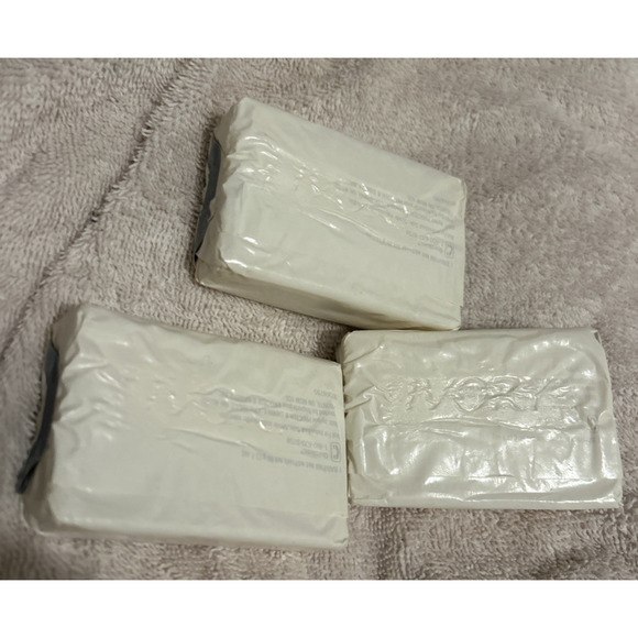 Lot 3 Vintage Ivory Soap Bar Sealed New Old Stock 4oz Bars - Picture 2 of 4